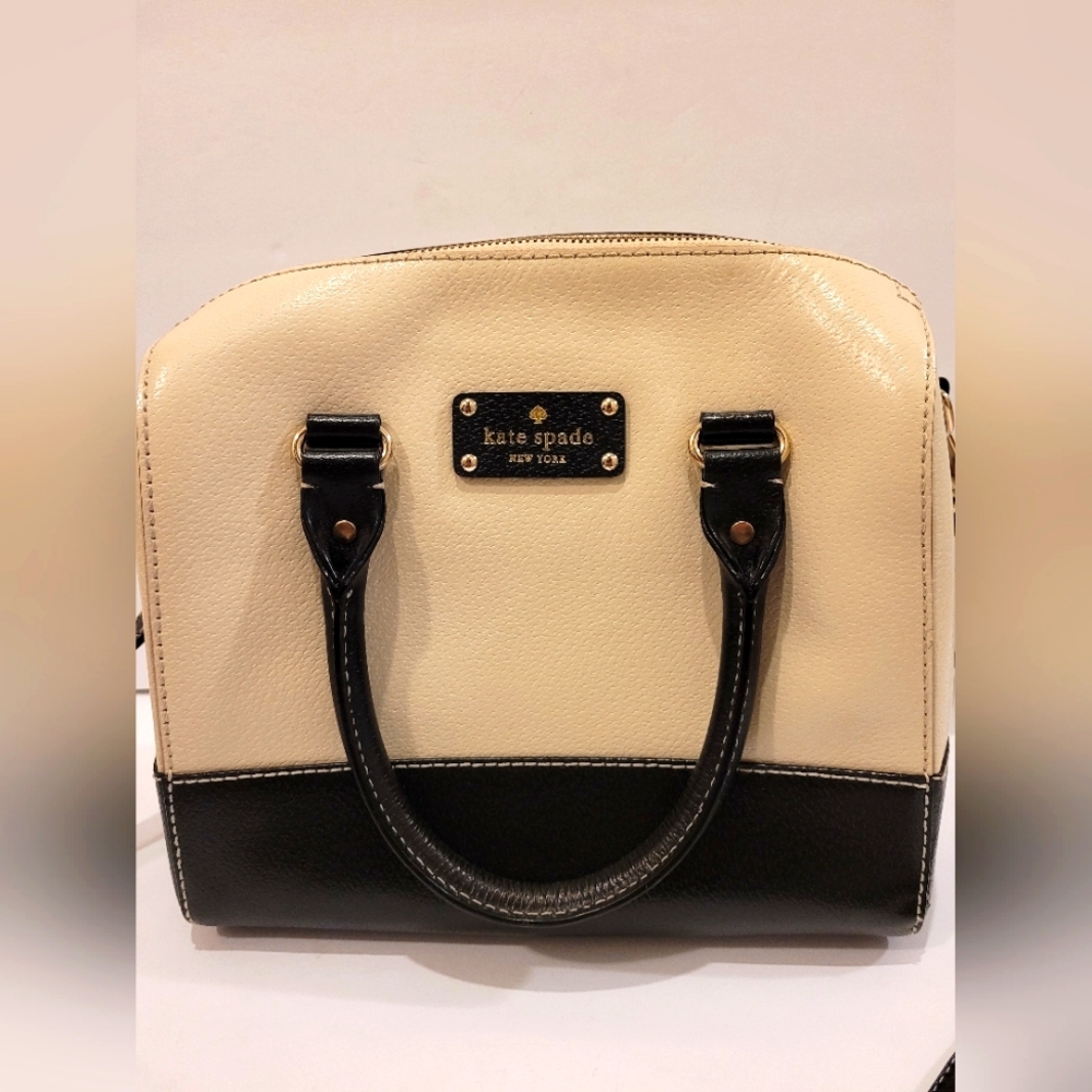 ❗️SALE❗️Kate Spade Wellesley two-tone Alessa Satchel Bag Cream Black Classic
